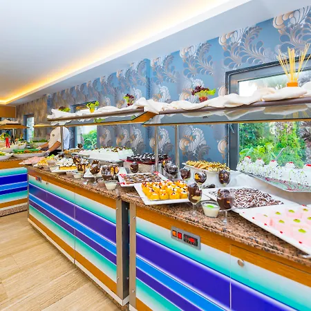 酒店 Club Aqua Plaza 阿拉尼亚